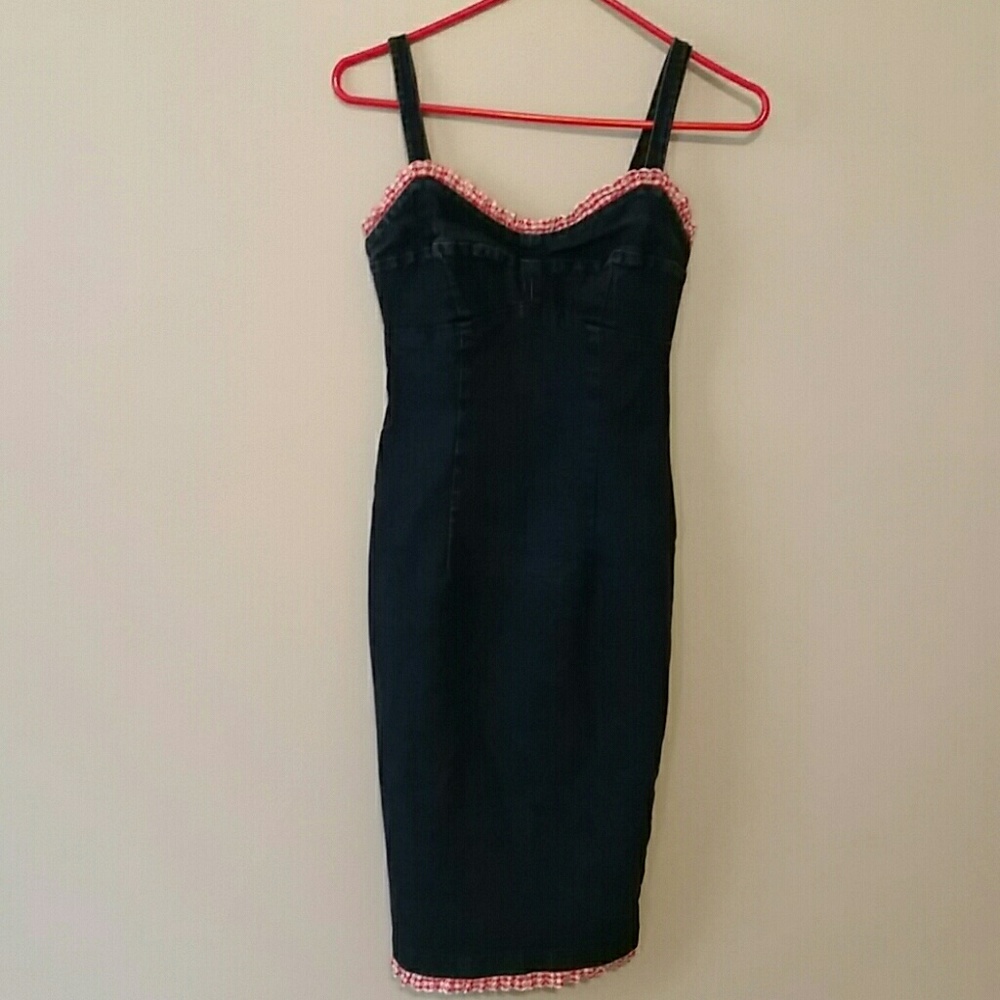 Dixiefried dark denim dress w gingham ruffle VLV